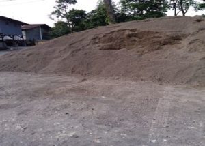 pasir hitam pasir hitam