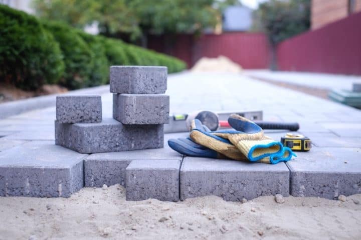 pemasangan paving block
